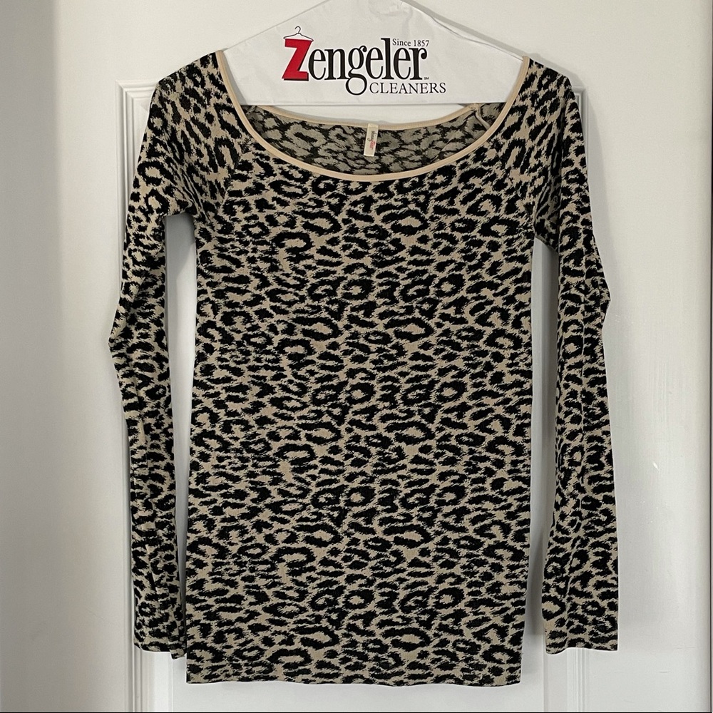 Skinny Tees leopard print long sleeve tee shirt